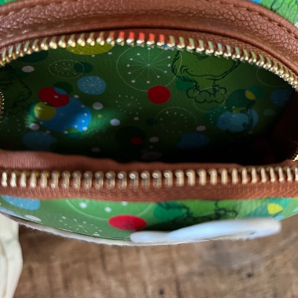How the Grinch stole Christmas Max mini backpack new with tags - Picture 4 of 7